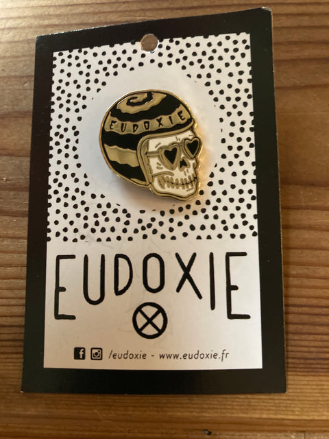 Eudoxie Skull Helmet Pin Badge