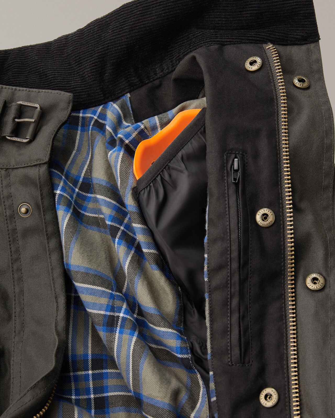 バイクウェア・装備 Belstaff Pure Motorcycle collection ライダーをはじめとする多くの男たちに愛され続けてきた英国