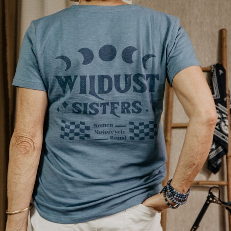 Wildust Sisters - Col V Tee Shirt