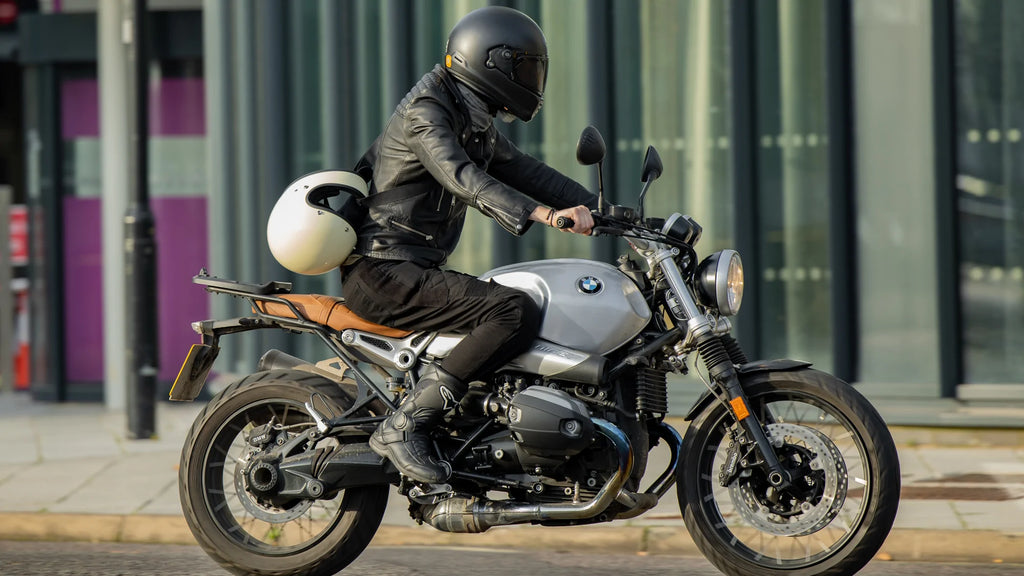 Motorbike helmet carrier 2025